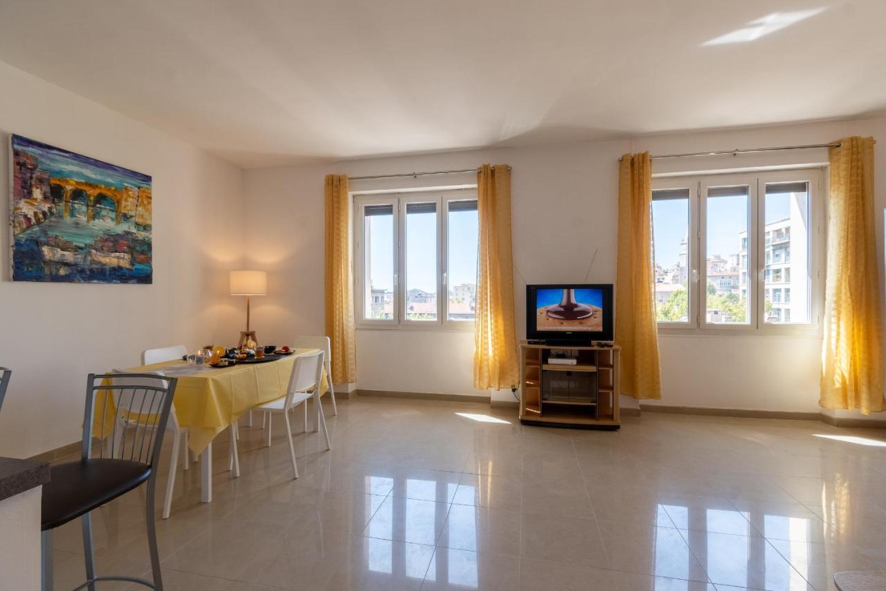 Appartement Celebre Vieux Port,